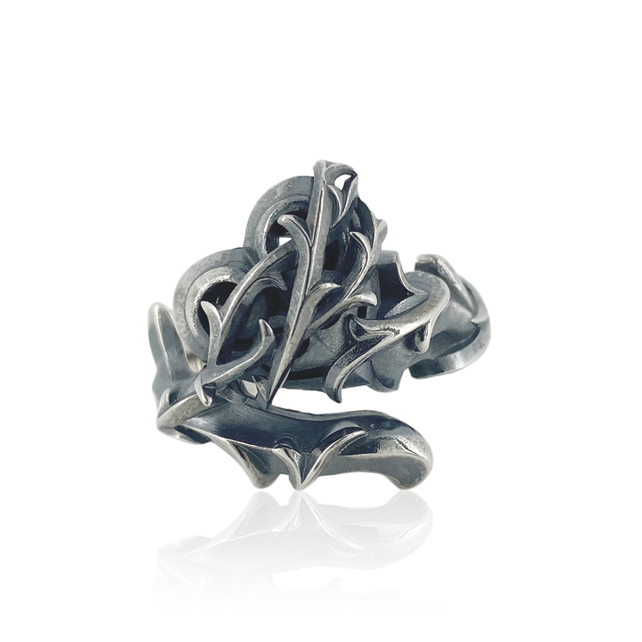THORN HEART RING